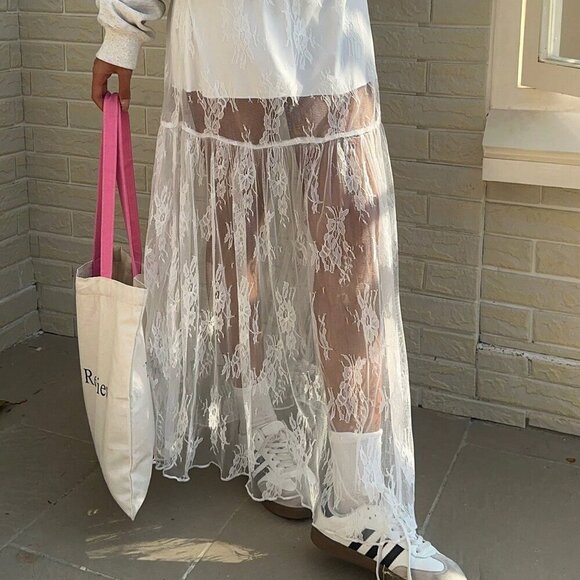 White Elegant Women's Elastic Waist Lace Patchwork Maxi A-Line Skirt - Picture 6 of 7